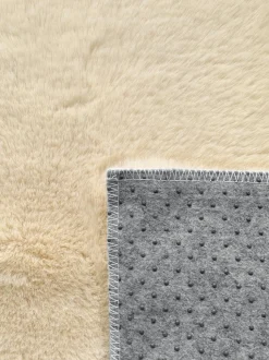 Felle & Fellteppiche-Fellimitat Happy 2 66 x 130 cm Beige