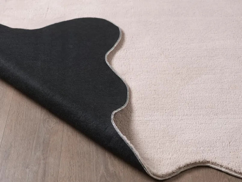 Felle & Fellteppiche| Fellteppich Lore Shape 160 x 220 cm Blush