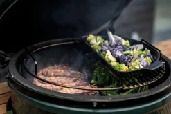 Big Green Egg Grillzubehör-Grillrost Gelocht/Halbrund Larg