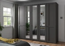 Kleiderschrank Marlow 250 x 216 cm<Wiemann New