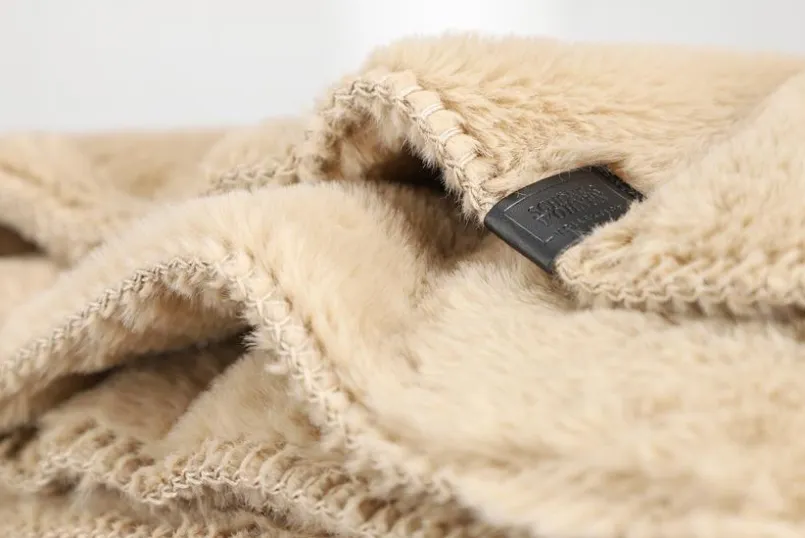 SCHÖNER WOHNEN-Kollektion Kuscheldecken|Decken-Kuscheldecke Chic 140 x 200 cm Beige