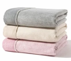 Kuscheldecke Lausanne 140 x 200 cm<Ibena Discount
