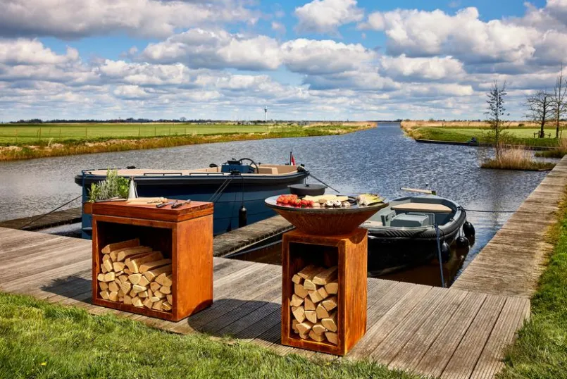 OFYR Feuerschalen|Holzkohlegrills-Outdoor-Kochstelle Classic Storage Corten 85 Rostfarbig