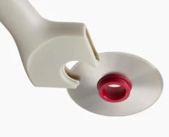 Joseph Joseph Schneidwaren-Pizzaschneider Ringo 21,6 cm Weiß