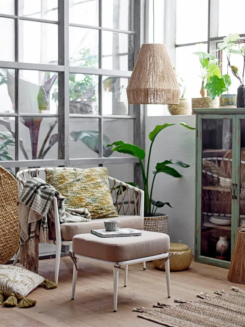 Vitrine Hazem<DAHEIM Online